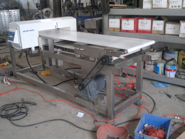 食品金屬檢測設(shè)備